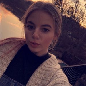 Meet your Posher, Haley